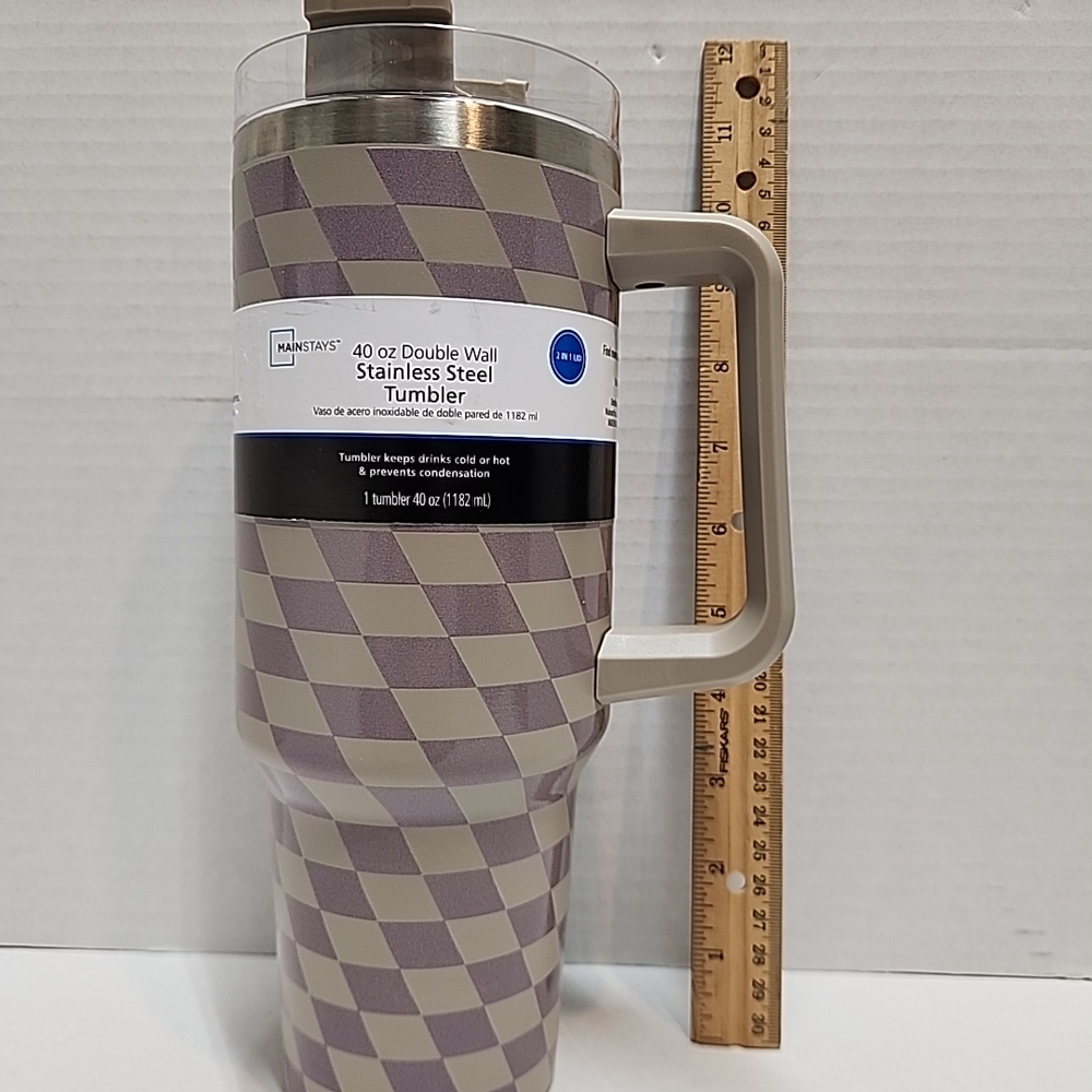 Stainless Steel Tumbler with Checkered Pattern
